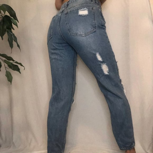 Ripped Distressed Mom Jeans, Light Wash - Picture 5 of 8